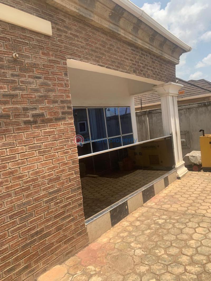 3 bedroom Detached Bungalow For Sale Secure Estate @ Ayegoro Opp Calton Gate Kolapo Ishola Area Ibadan Oyo - 2