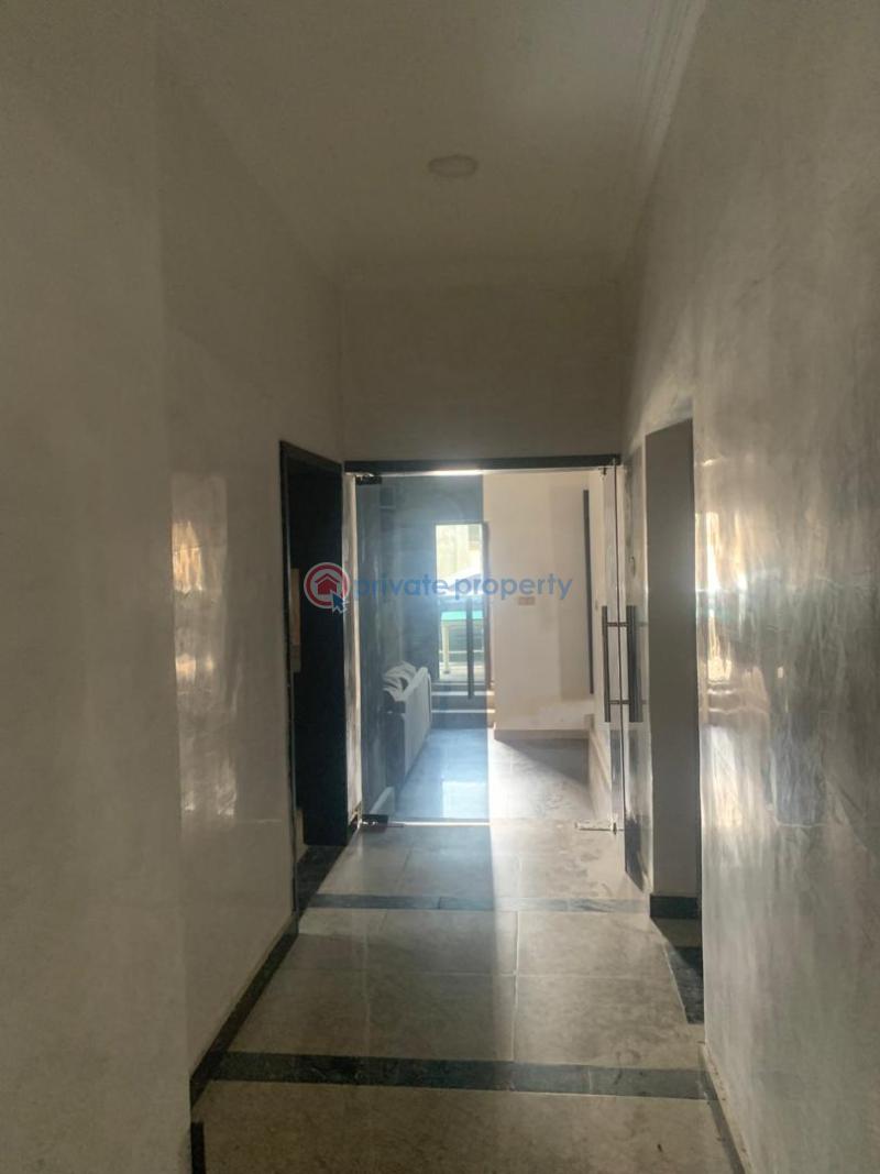 3 bedroom Detached Bungalow For Sale Secure Estate @ Ayegoro Opp Calton Gate Kolapo Ishola Area Ibadan Oyo - 9