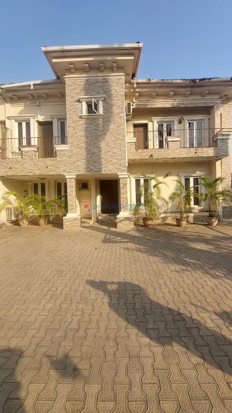 3 bedroom Semi detached Duplex For Rent Maitama Abuja Phase 1 
