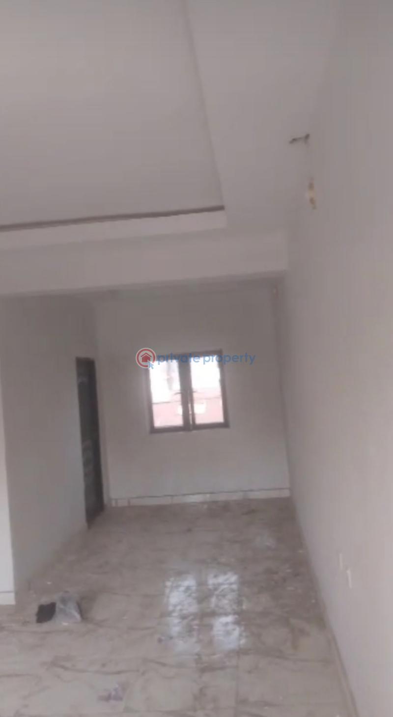 3 bedroom Mini Flat For Rent New Haven Enugu Area  - 1
