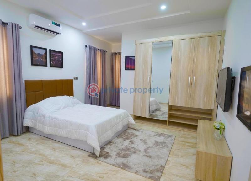 3-bedrooms luxury apartment with pool/gym/snooker at orchid - 9 3 bedroom Flat & Apartment Short let Along Lekki Expressway Lagos - 9