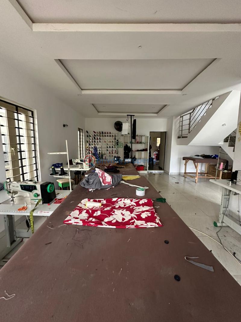 4 bedroom Semi detached Duplex For Sale Idu Abuja Phase 4  - 2