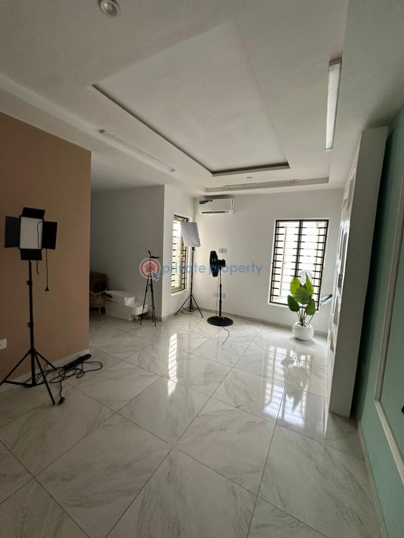 4 bedroom Semi detached Duplex For Sale Idu Abuja Phase 4  - 4