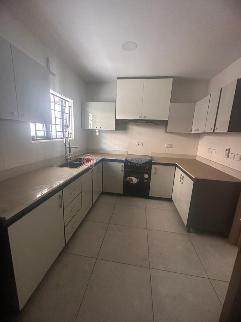 3 bedroom Detached Duplex For Rent Gbagada Phase 2 Lagos - 2