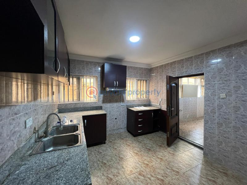 3 bedroom Block Of Flats For Rent Lekki Phase 1 Lagos - 13