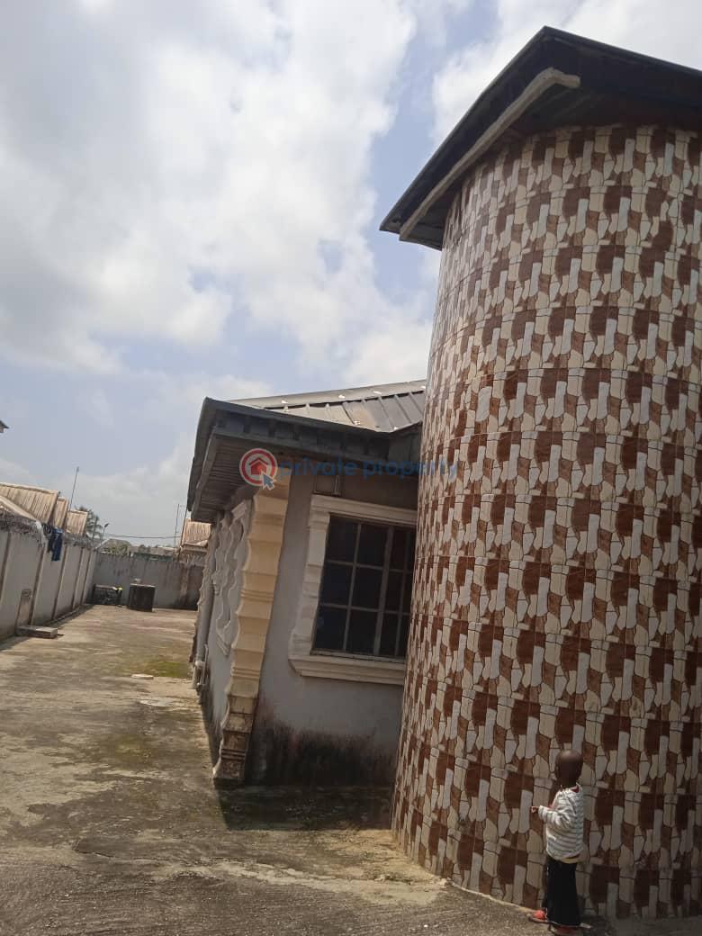 3 bedroom Block Of Flats For Sale 30 Shop Bus Stop Age Mowo Badagry Lagos - 1