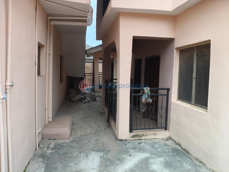 10 bedroom Block Of Flats For Sale Manna Cola Estate Ijaye Ojokoro Ifako-Ijaiye Lagos - 10