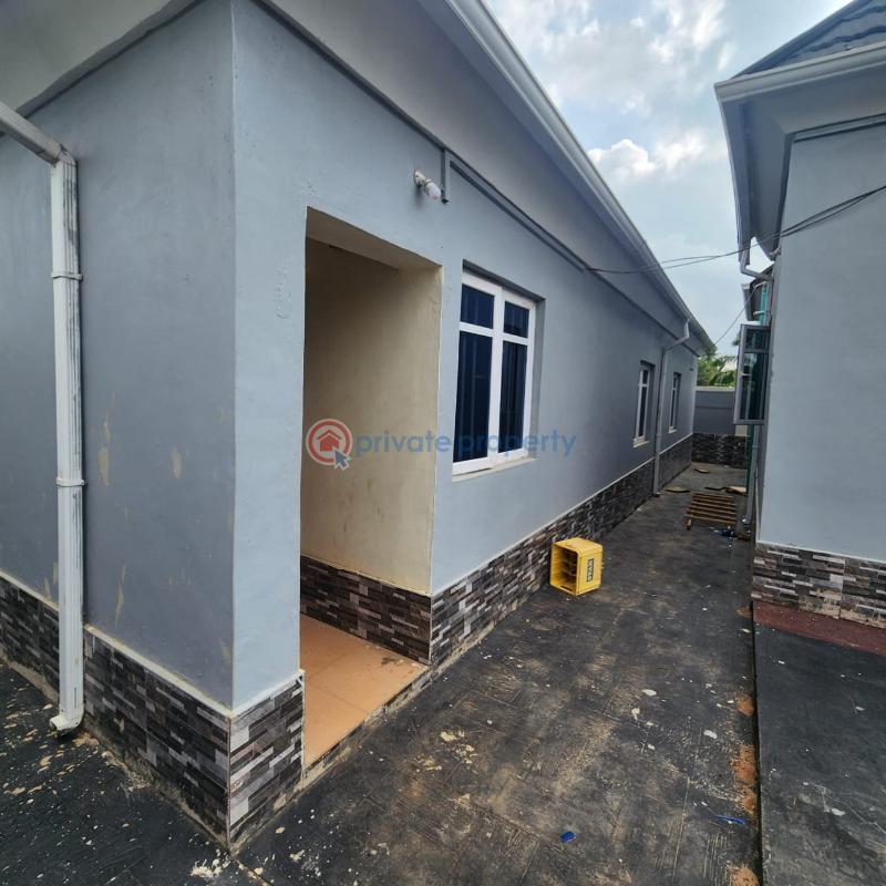 2 bedroom Block Of Flats For Sale Lagbe, Akingbile Moniya Ibadan Oyo - 5