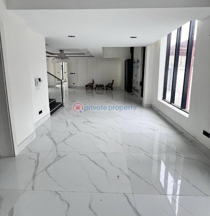 5 bedroom Detached Duplex For Sale Secure Estate At Lekki Phase 1 Lekki Phase 1 Lagos - 4