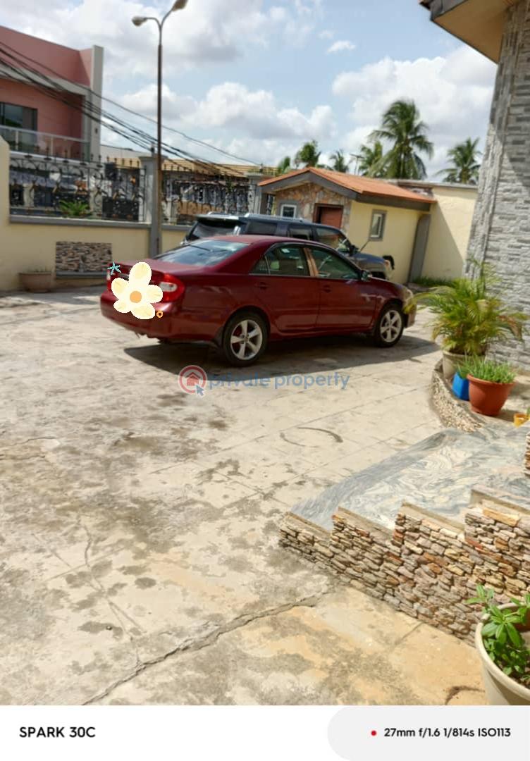 4 bedroom Shared Apartment For Sale Magodo Phase1 Gra Ikeja  Lagos - 2