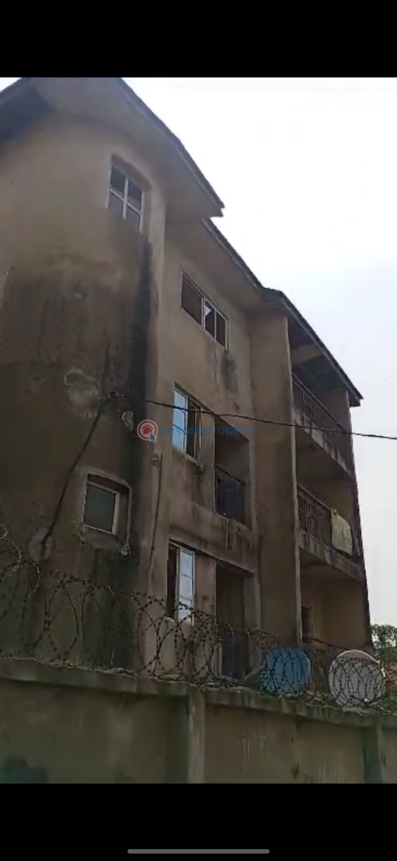 10 bedroom Detached Duplex For Sale Obowo Street By Niger Road Umuahia North Abia - 0