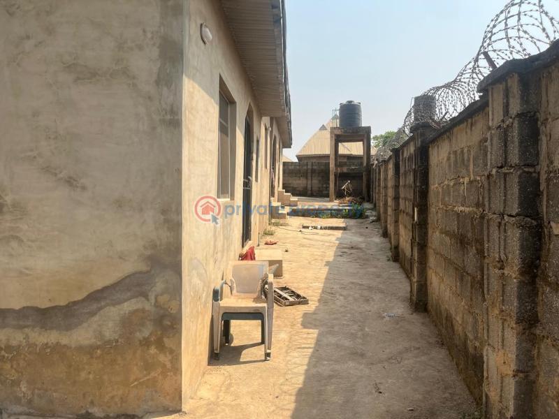 2 bedroom Block Of Flats For Sale Olonde, Ologuneru Ibadan Oyo - 13