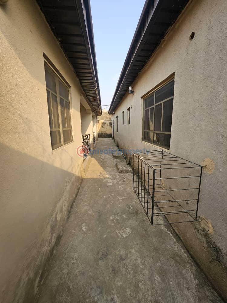 3 bedroom Block Of Flats For Sale Liberty Academi Odo Ona Elewe Off Akala Expressway Ibadan Oyo - 6