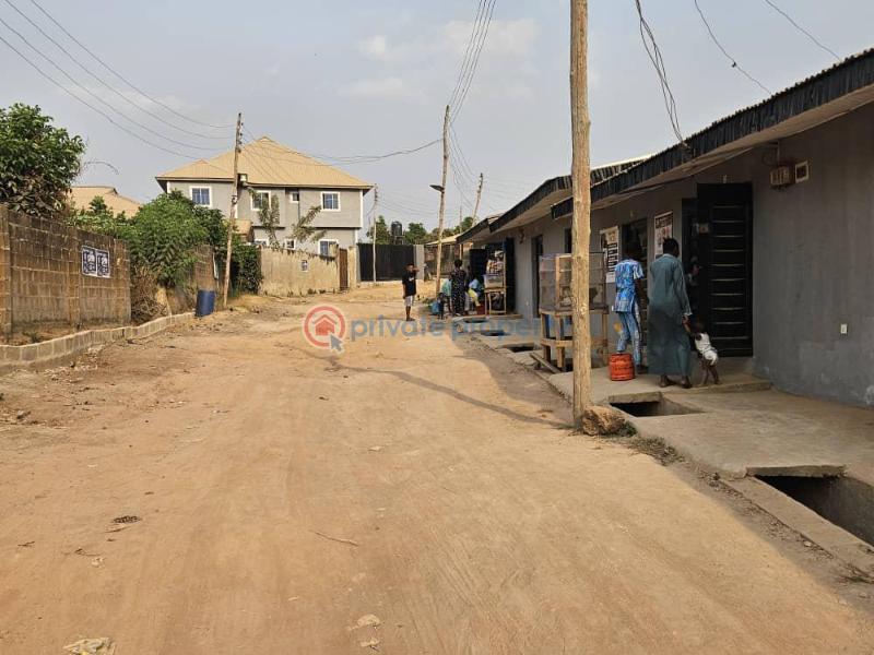 3 bedroom Block Of Flats For Sale Liberty Academi Odo Ona Elewe Off Akala Expressway Ibadan Oyo - 4