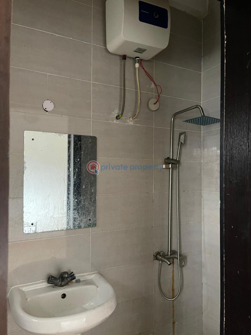 1 bedroom Mini Flat For Rent Canal West Estate Osapa Lekki Lagos - 3