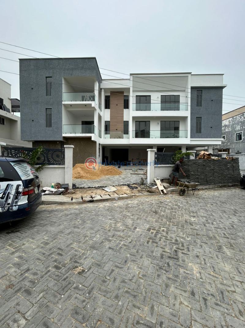 2 bedroom Flat & Apartment For Sale Osapa Lekki Lagos - 8