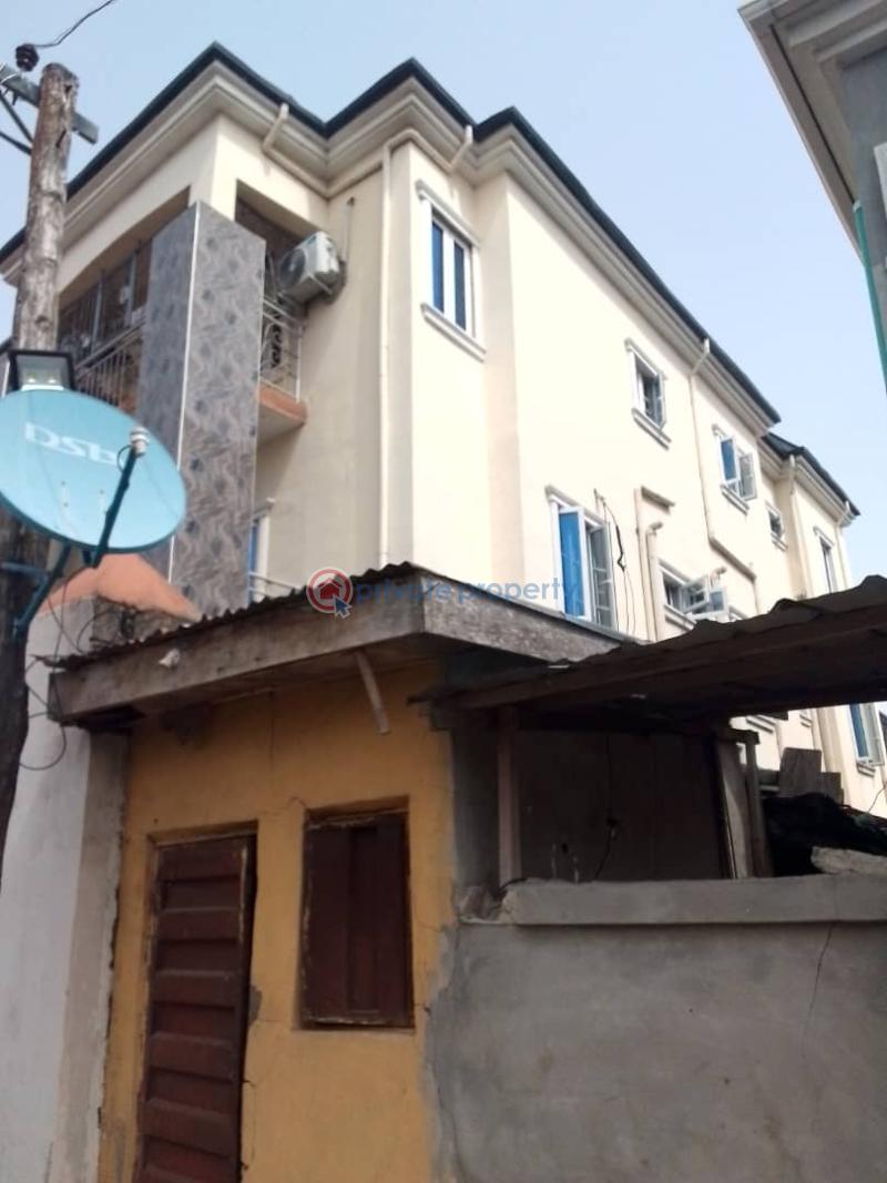 3 units of 2 bedroom flat, 1 unit of mini flat & a unit of 1 room self contained - 0 Block Of Flats For Sale Satelite Town Amuwo Odofin Lagos - 0