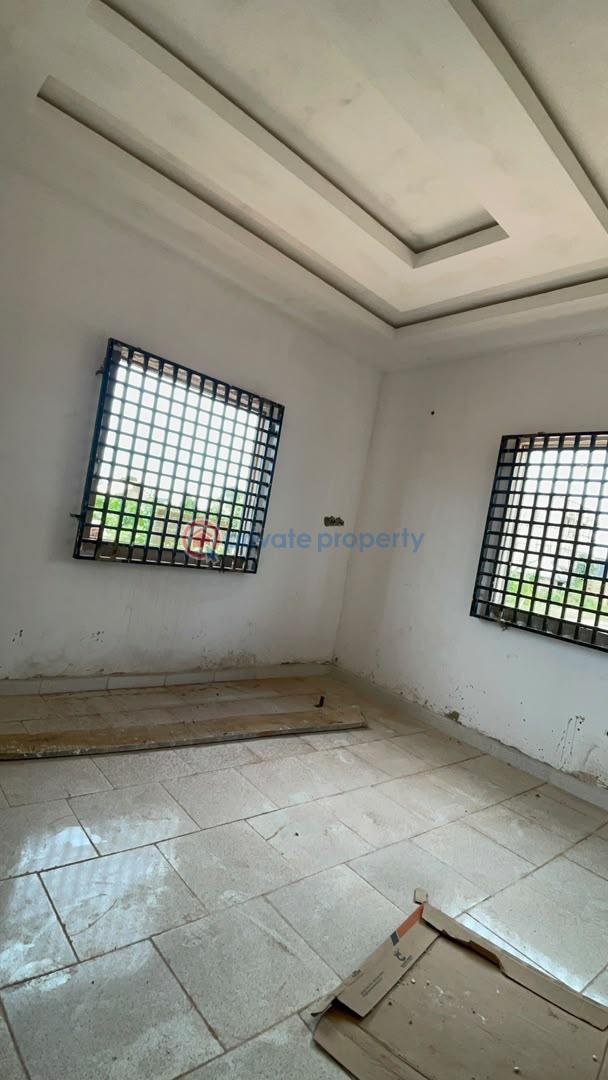 6 bedroom Block Of Flats For Sale Isiohor Benin Edo - 8