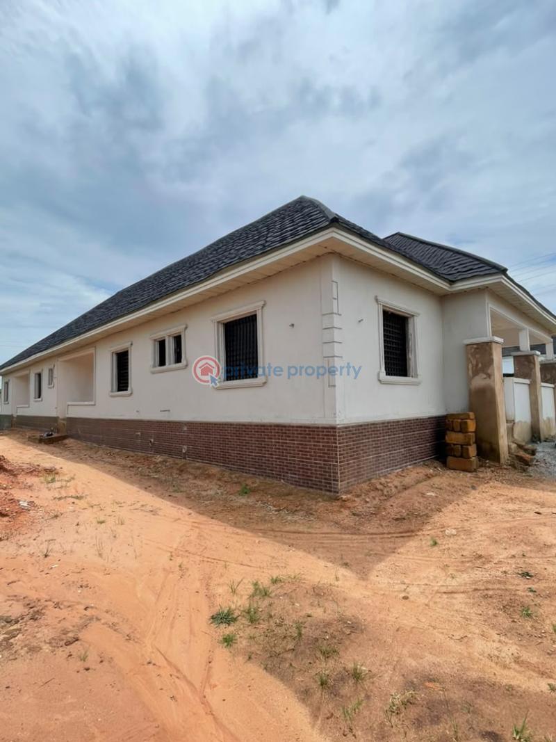 6 bedroom Block Of Flats For Sale Isiohor Benin Edo - 13