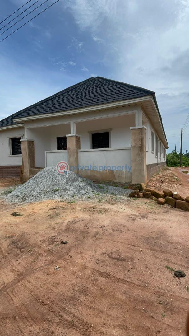 6 bedroom Block Of Flats For Sale Isiohor Benin Edo - 12