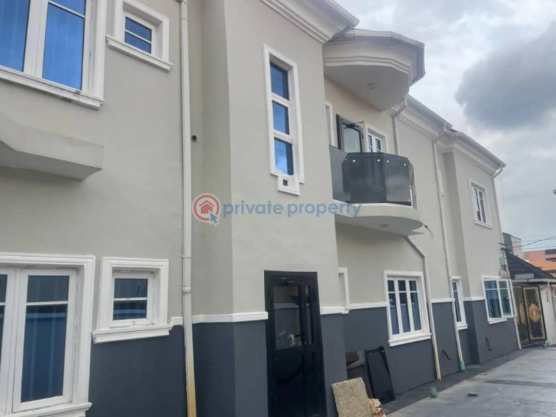 Flat & Apartment For Rent Magodo Phase 1 Gra Kosofe/Ikosi Lagos - 1