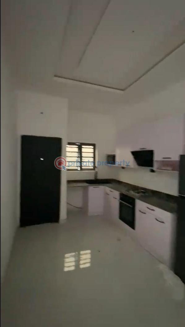 3 bedroom Block Of Flats For Sale Gbagada Lagos - 2
