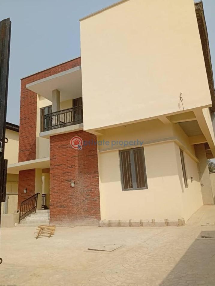 Detached Duplex For Sale Queen's School Gra Apata Ibadan Oyo - 9