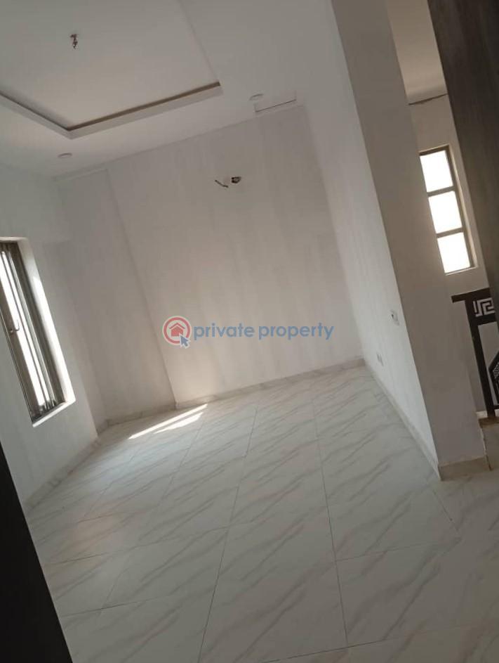 Detached Duplex For Sale Queen's School Gra Apata Ibadan Oyo - 5