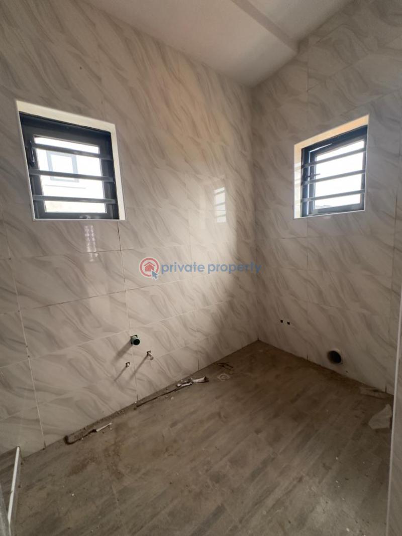 3 bedroom Detached Duplex For Sale Kolapo Ishola Gra Akobo Ibadan Oyo - 5