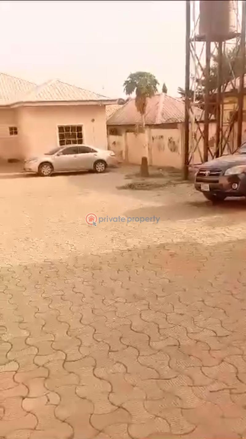9 bedroom Semi detached Bungalow For Sale Phase 1, Army Estate, Kurudu, Abuja. Kurudu Abuja Phase 4  - 1