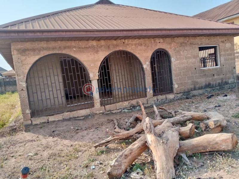 3 bedroom Bungalow For Sale Banuso Elebu Ibadan Oyo - 0