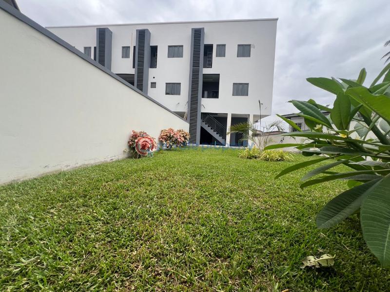 4 bedroom Semi detached Duplex For Sale Obanikoro Shomolu Lagos - 3