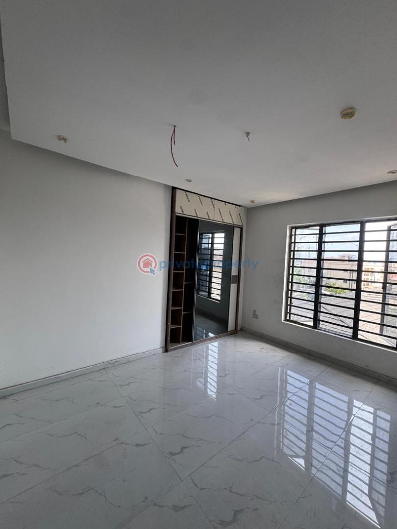 4 bedroom Terraced Duplex For Sale Lekki Phase 1 Lagos - 4