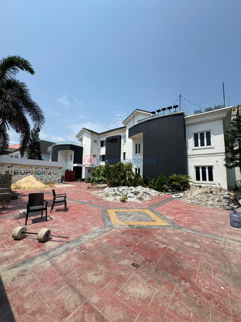 4 bedroom Terraced Duplex For Sale Lekki Phase 1 Lagos - 3