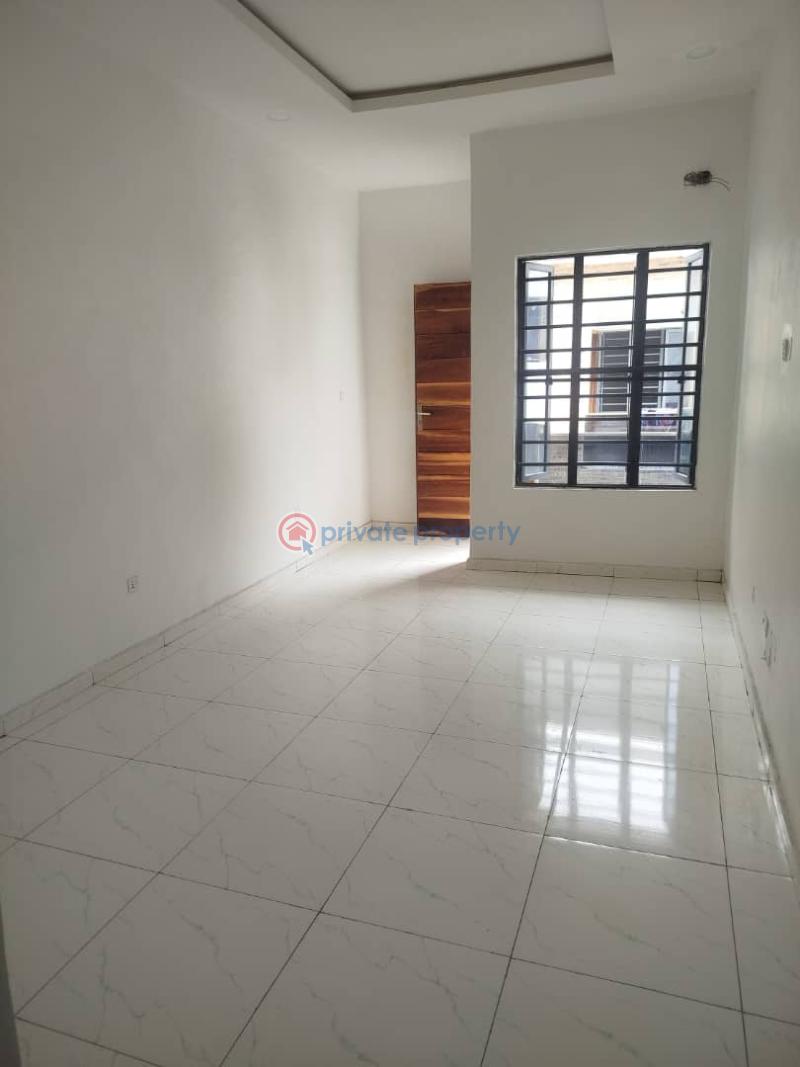 3 units of 4-bedroom terrace with no bq located at applewood 2 estate - 9 4 bedroom Terrace For Sale Applewood 2 Estate, Off Orchid Ikota Lekki Lagos - 9