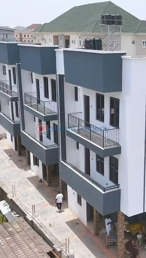 4 bedroom Terraced Duplex For Sale Jahi Abuja Phase 2  - 9