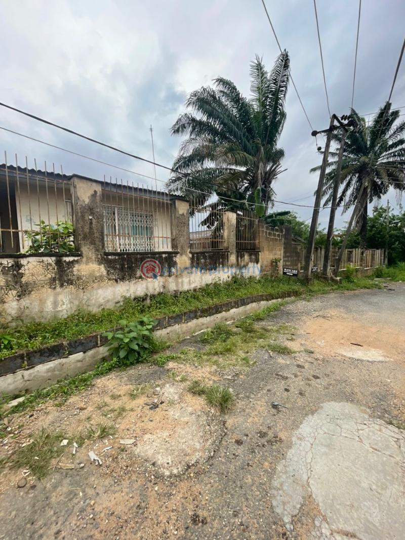 4 bedroom Bungalow For Sale Kobe Street, Ring Road , Ibadan Oyo - 2