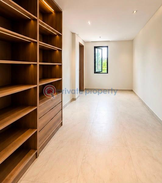 5 bedroom Block Of Flats For Sale Banana Island Ikoyi Lagos - 2
