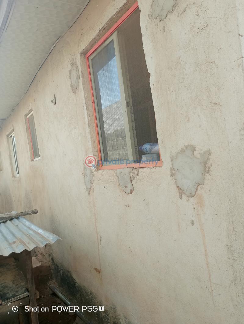 3 bedroom Bungalow For Sale Aso C Close To Gbagalape Phase1 Mararaba Abuja Phase 4  - 3