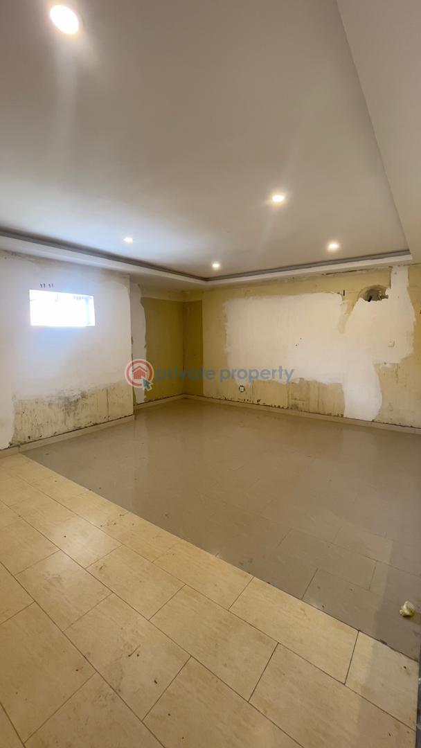 Commercial Property For Rent Lekki Phase 1 Lagos - 15