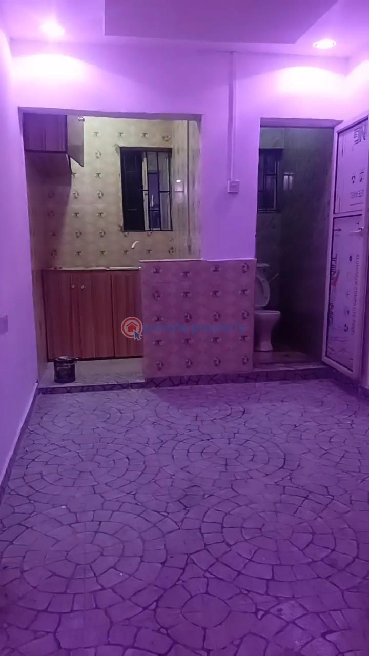1 bedroom Self Contain For Rent Akoka Yaba Lagos