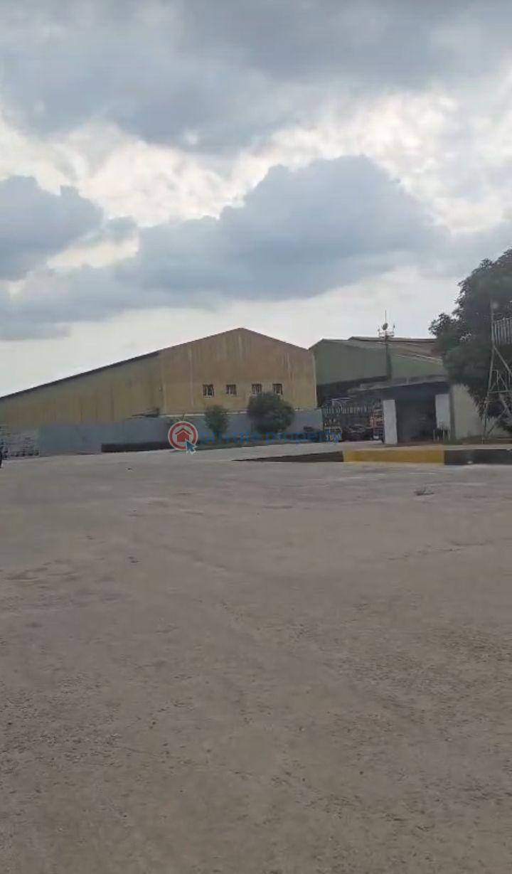 10 bedroom Mixed use Land For Sale Along Lagos Ibadan Expressway, At Magboro Kajola Obafemi Owode Ogun - 0