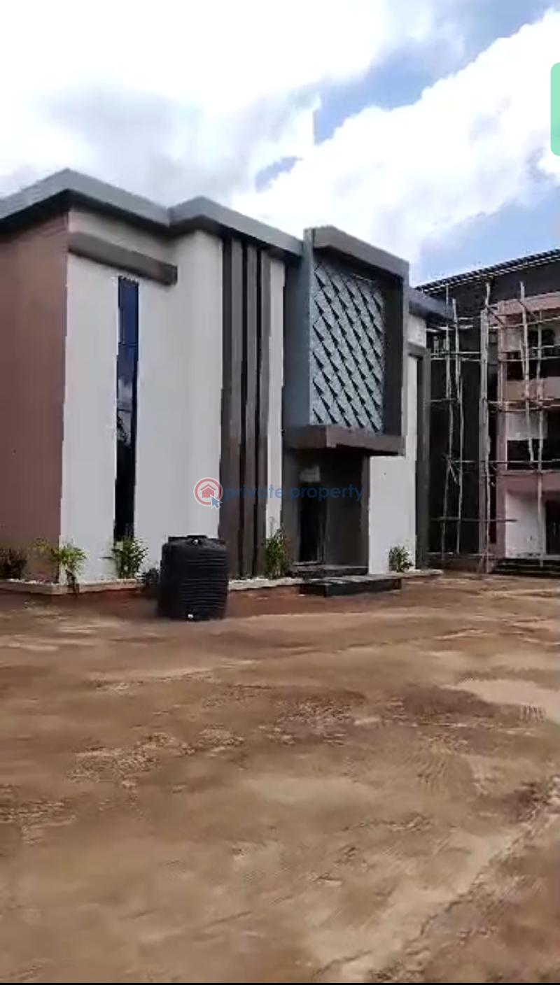 Block Of Flats For Sale Off Benin Auchi Road After Egba Junction Benin Edo - 0