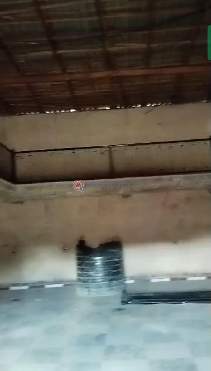 Block Of Flats For Sale Off Benin Auchi Road After Egba Junction Benin Edo - 3