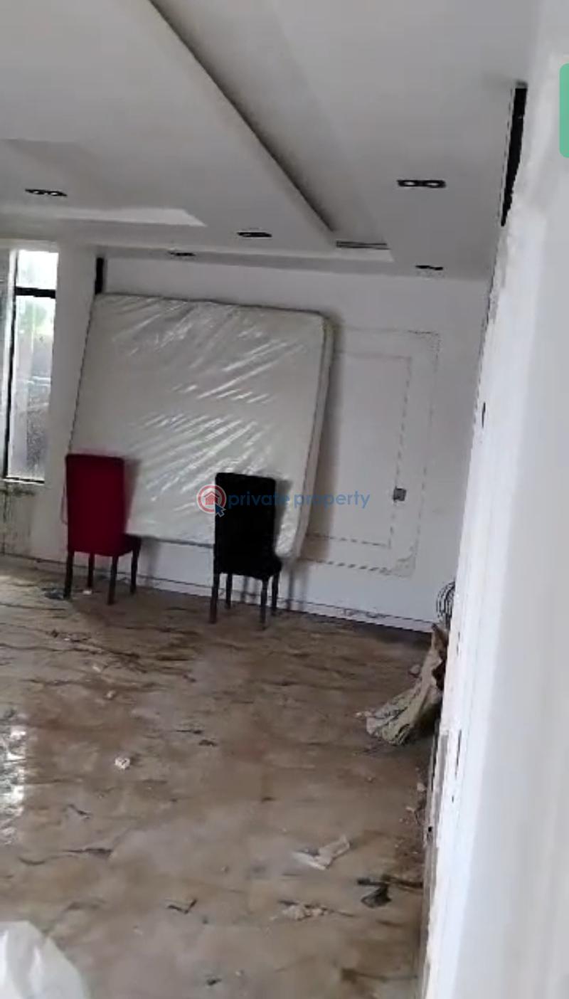 Block Of Flats For Sale Off Benin Auchi Road After Egba Junction Benin Edo - 6