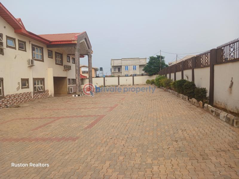10 bedroom Hotel For Sale Omolayo Akobo Ibadan Oyo - 2
