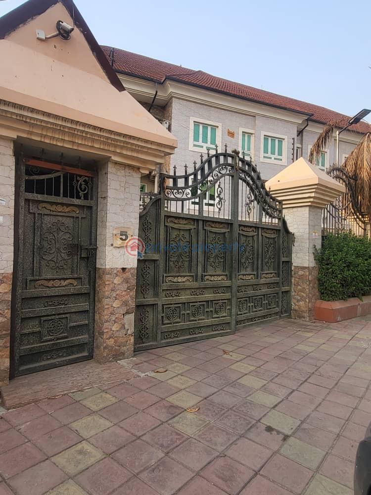 33 spacious room unit - 5 1 bedroom House For Sale Utako Abuja Phase 2  - 5