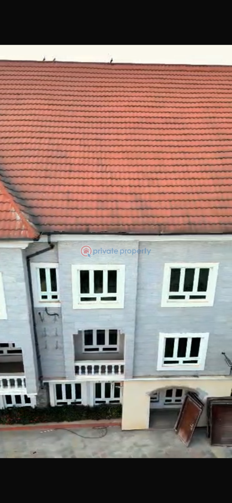 33 spacious room unit - 1 1 bedroom House For Sale Utako Abuja Phase 2  - 1