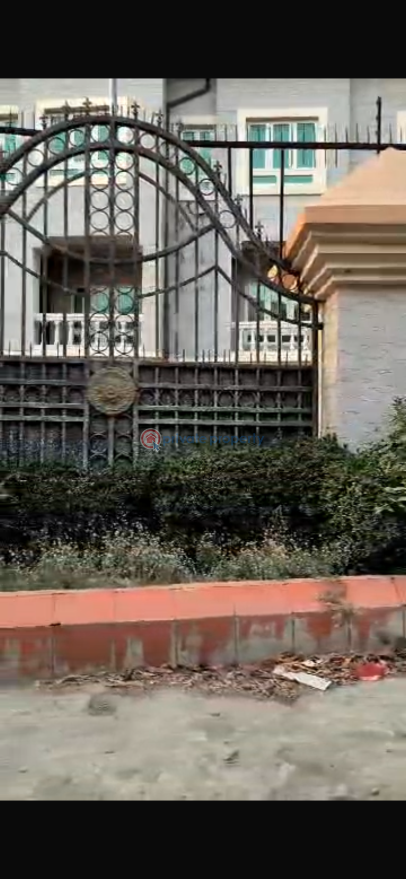 33 spacious room unit - 3 1 bedroom House For Sale Utako Abuja Phase 2  - 3