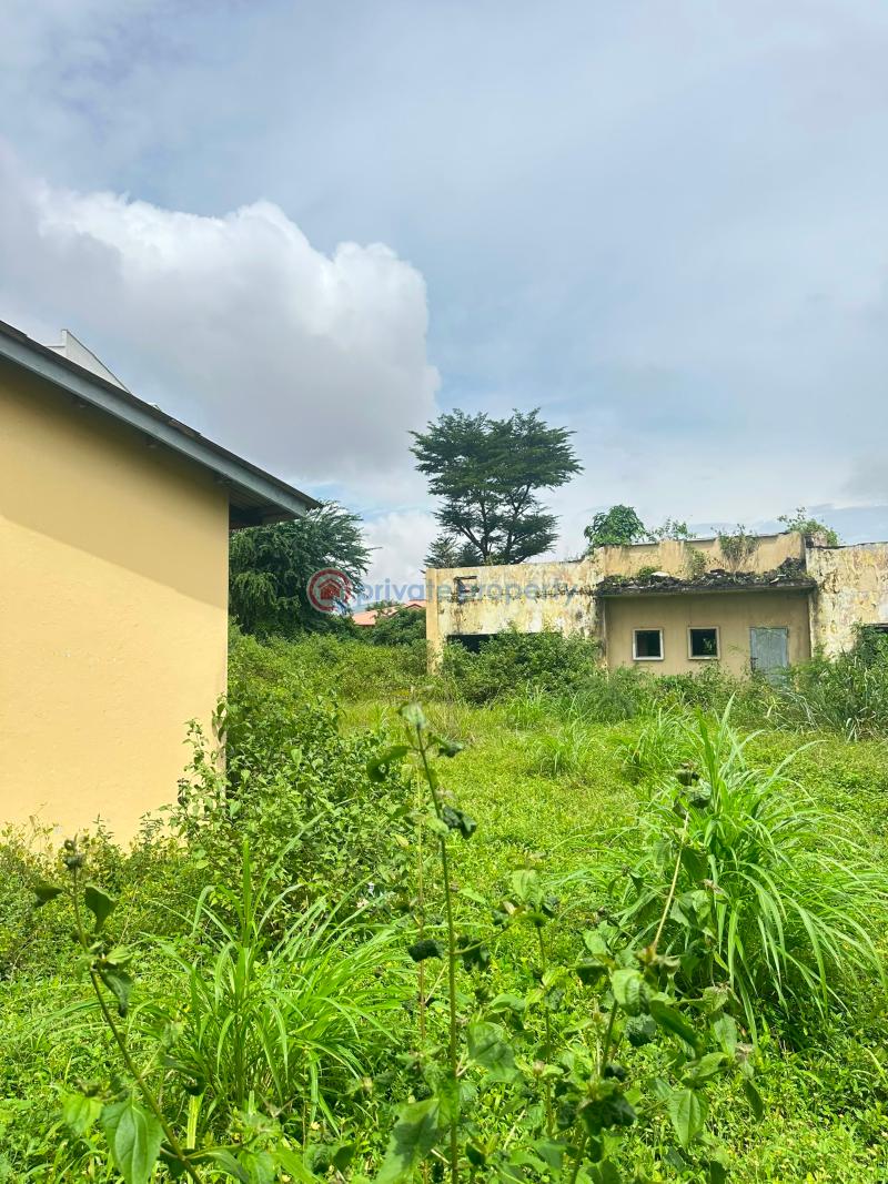 Land For Sale In Oba Adeshida Road, Iyaganku Gra, Ibadan. Ibadan Oyo - 0